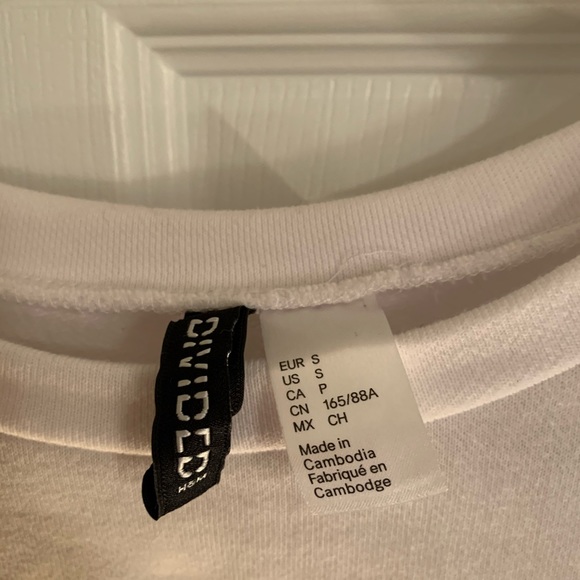 H&M cropped sweatshirt - Picture 3 of 4